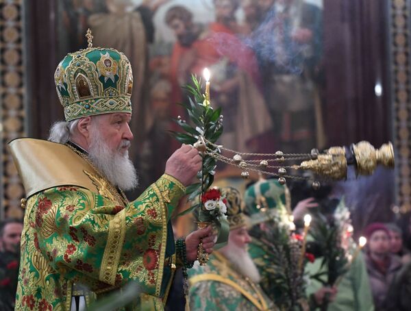 Патриаршее служение в канун Вербного воскресенья в храме Христа Спасителя - Sputnik Абхазия