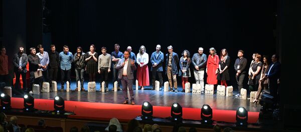 Закрытие международного Сухумского кинофестиваля Закрытие международного Сухумского кинофестиваля - Sputnik Абхазия