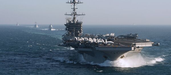 Ударная группа ВМС США во главе с авианосцем Harry Truman покинула порт Норфолк Ударная группа ВМС США во главе с авианосцем Harry Truman покинула порт Норфолк - Sputnik Абхазия