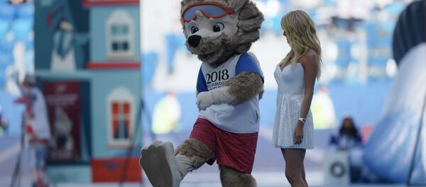 Oficjalna maskotka Mundialu w Rosji wilk Zabiwaka - Sputnik Абхазия