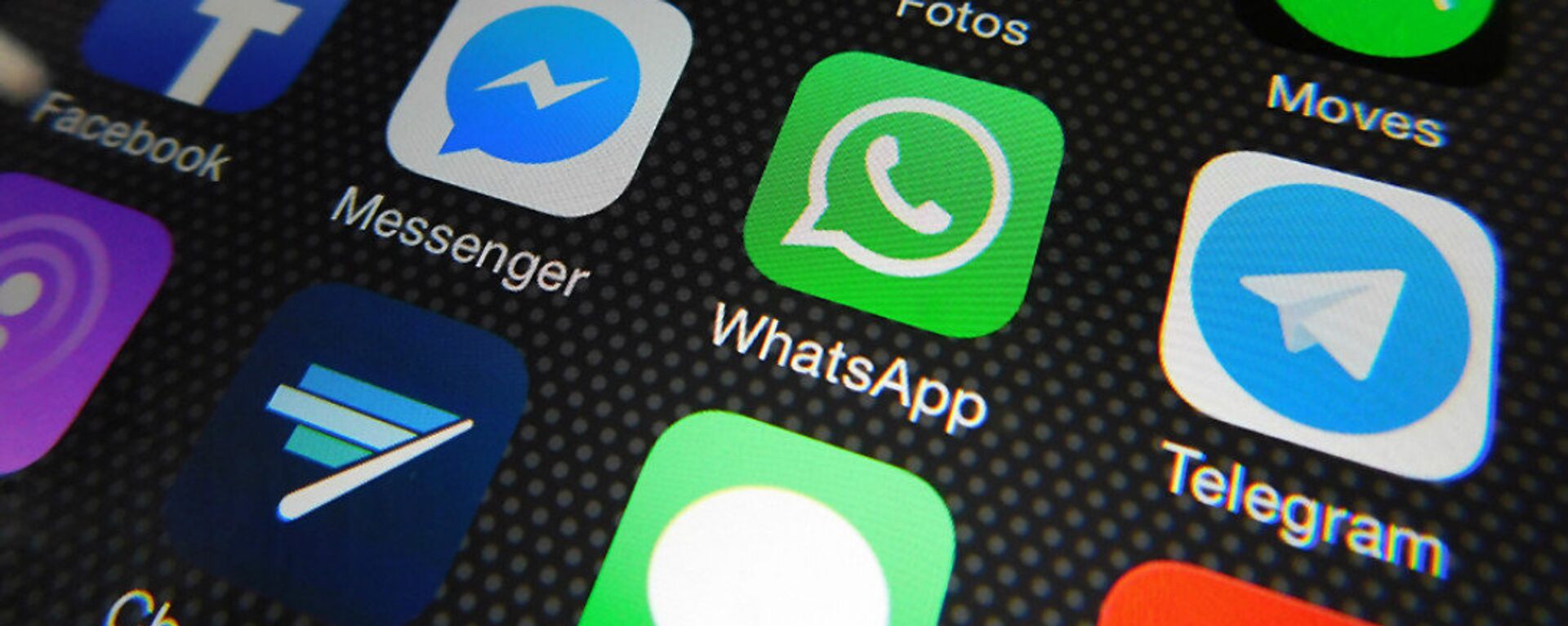  Whatsapp, Facebook Messenger, Telegram, Messages - Sputnik Абхазия, 1920, 21.10.2025