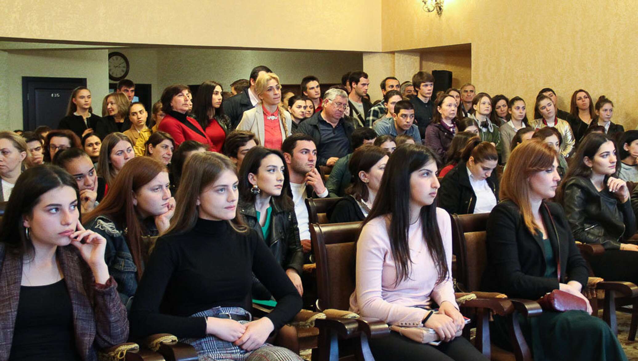 Абхазия ру новости. Студенты Абхазии. Россотрудничество Абхазия. Образование в Абхазии.