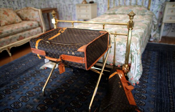 Парижский Hotel Ritz продает с аукциона мебель и предметы интерьера - Sputnik Абхазия