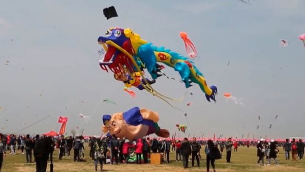 Фестиваль воздушных змеев в Китае - Sputnik Абхазия