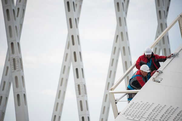 Рабочие на строительстве Крымского моста - Sputnik Абхазия