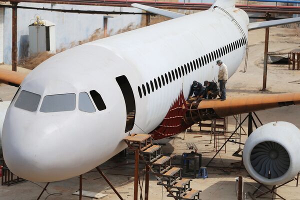 Процесс сборки полной копии самолета Airbus A320 в китайском Кайюане - Sputnik Абхазия