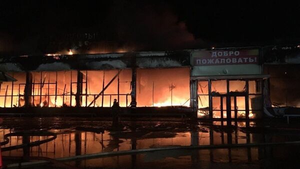 Пожар в ТЦ в городе Ноябрьске - Sputnik Абхазия