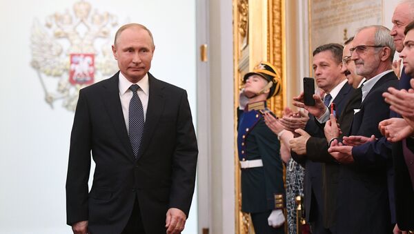 7 мая 2018. Избранный президент РФ Владимир Путин во время церемонии инаугурации в Кремле. - Sputnik Абхазия