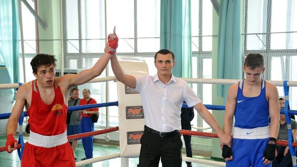 Молодой боксер из Гагры Герман Арджения одержал безоговорочную победу на первенстве Москвы - Sputnik Аҧсны