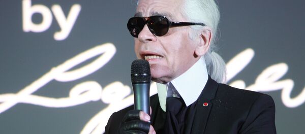 П/к, посвященная выходу нового календаря Pirelli П/к, посвященная выходу нового календаря Pirelli - Sputnik Абхазия