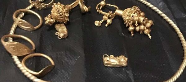 Ювелирные изделия найденные в Ачандаре - Sputnik Абхазия