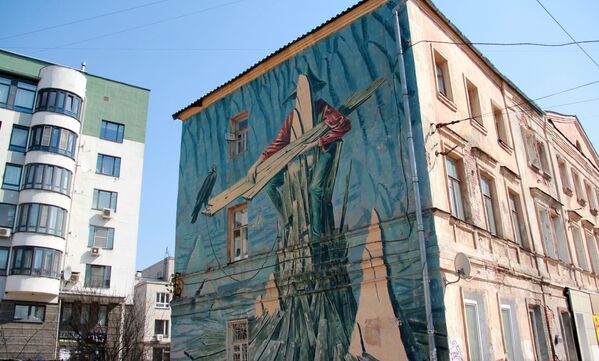 Произведение стрит-арта  на жилом здании в исторической части Нижнего Новгорода - Sputnik Абхазия