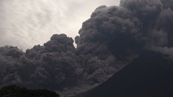 Извержение вулкана Фуэго в Гватемале - Sputnik Абхазия