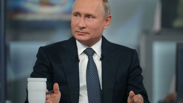 Прямая линия с президентом России Владимиром Путиным - Sputnik Абхазия
