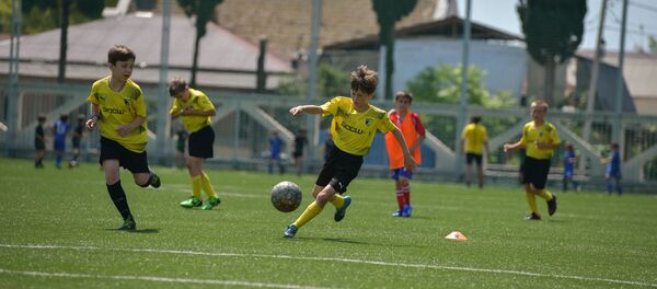 Футбольный турнир ко Дню России и ЧМ FIFA-2018 - Sputnik Абхазия