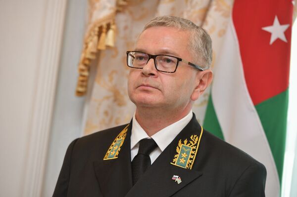 Шьардаамта: посольский прием ко Дню России прошел с абхазским акцентом - Sputnik Абхазия