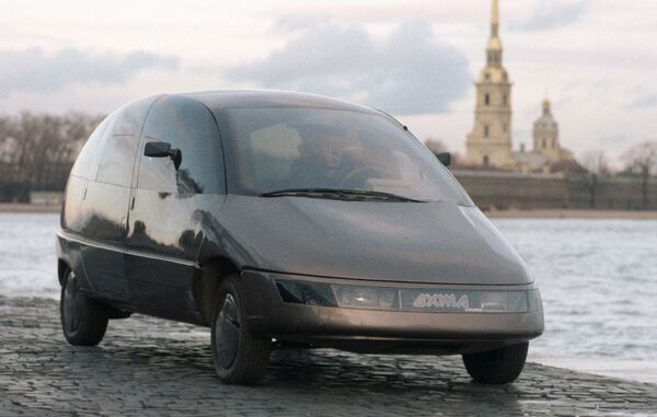 Новый легковой автомобиль Охта, созданный самодеятельными конструкторами - Sputnik Абхазия