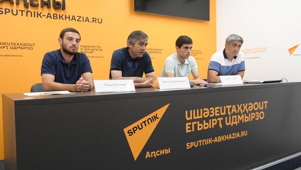 Лондонский след: как сборная Абхазии отчиталась о ЧМ ConIFA-2018 - Sputnik Абхазия