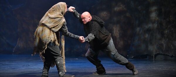 Спектакль Широколобый в РУСДРАМЕ Спектакль Широколобый в РУСДРАМЕ - Sputnik Абхазия