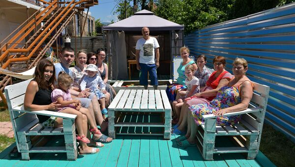 Туристы из России отдыхают в Абхазии - Sputnik Абхазия