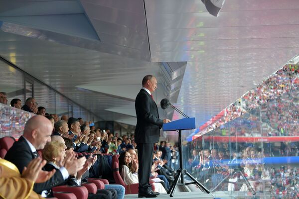 Президент РФ Владимир Путин выступает на торжественной церемонии открытия чемпионата мира по футболу - 2018 перед стартовым матчем турнира между сборными России и Саудовской Аравии - Sputnik Абхазия