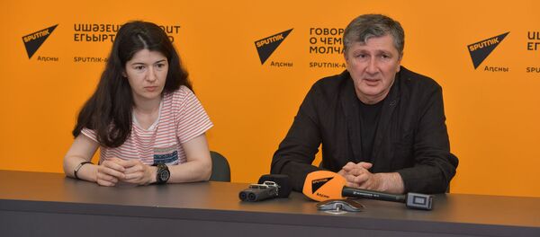 Пресс-конференция посвященная показу анимационного фильма Мальчик и война Пресс-конференция посвященная показу анимационного фильма Мальчик и война - Sputnik Абхазия