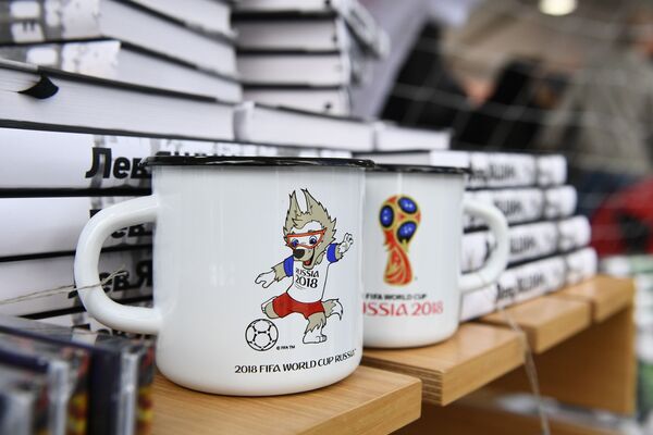 Официальная продукция чемпионата мира по футболу 2018 на книжном фестивале Красная площадь в Москве - Sputnik Абхазия