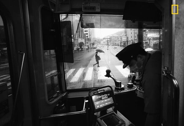 В номинации Города победил Хиро Кирашина с работой еще один дождливый день в Нагасаки - Sputnik Абхазия