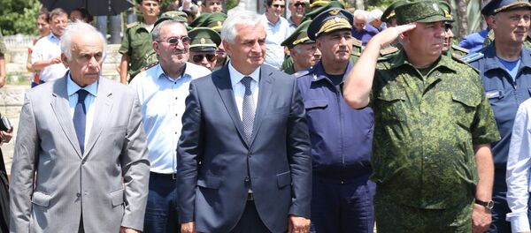 Рауль Хаджимба принял участие в памятных мероприятиях, посвященных 25-й годовщине Тамышского десанта Рауль Хаджимба принял участие в памятных мероприятиях, посвященных 25-й годовщине Тамышского десанта - Sputnik Абхазия