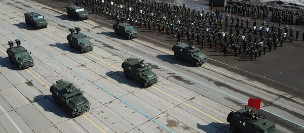 Бронеавтомобили Бронеавтомобили - Sputnik Абхазия