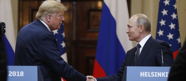 Встреча президента РФ Владимира Путина и президента США Дональда Трампа в Хельсинки Встреча президента РФ Владимира Путина и президента США Дональда Трампа в Хельсинки - Sputnik Абхазия