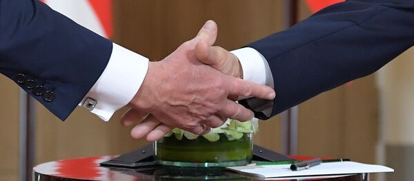 Встреча президента РФ Владимира Путина и президента США Дональда Трампа в Хельсинки Встреча президента РФ Владимира Путина и президента США Дональда Трампа в Хельсинки - Sputnik Абхазия
