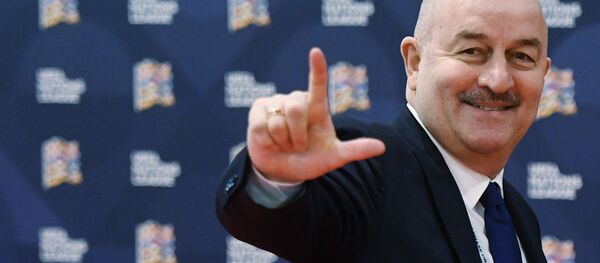 Главный тренер сборной России по футболу Станислав Черчесов - Sputnik Абхазия