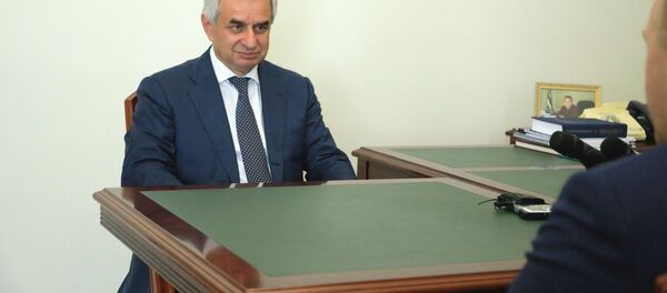 21 июля Президент Республики Абхазия Рауль Хаджимба встретился с Главой Республики Адыгея Муратом Кумпиловым 21 июля Президент Республики Абхазия Рауль Хаджимба встретился с Главой Республики Адыгея Муратом Кумпиловым - Sputnik Абхазия