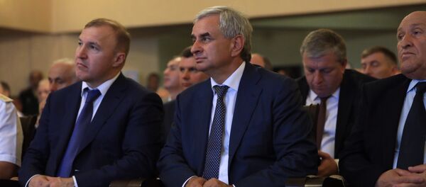 Праздничная церемония, посвященная столетию со дня создания 7 краснодарской краснознаменной орденов Кутузова и Красной звезды военной базы, в Сухуме в субботу 21 июля Праздничная церемония, посвященная столетию со дня создания 7 краснодарской краснознаменной орденов Кутузова и Красной звезды военной базы, в Сухуме в субботу 21 июля - Sputnik Абхазия