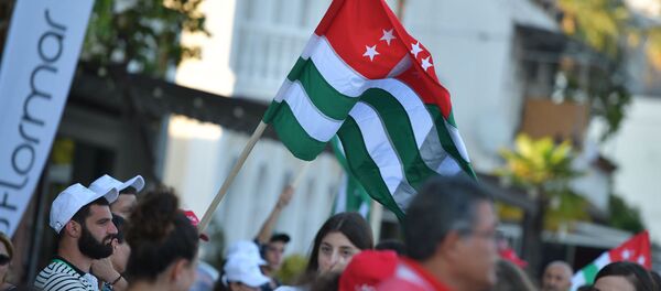 Празднование Дня национального флага Абхазии в Сухуме - Sputnik Абхазия