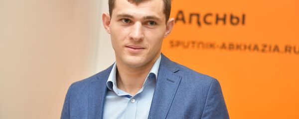 Батал Чежия на пресс-конференции в Sputnik Абхазии Батал Чежия на пресс-конференции в Sputnik Абхазии - Sputnik Аҧсны