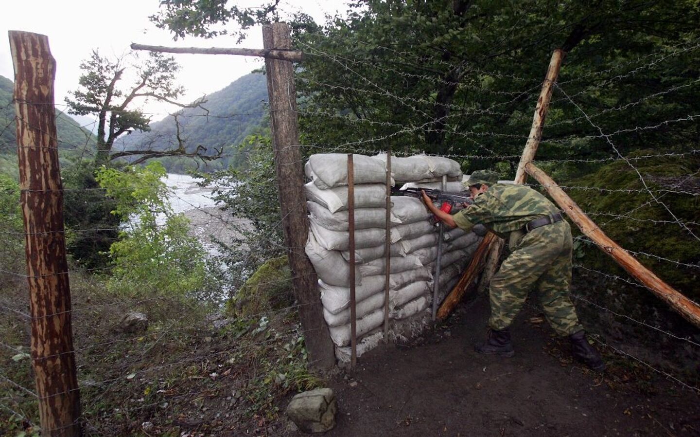 Военная операция в Кодорском ущелье Военная операция в Кодорском ущелье - Sputnik Абхазия