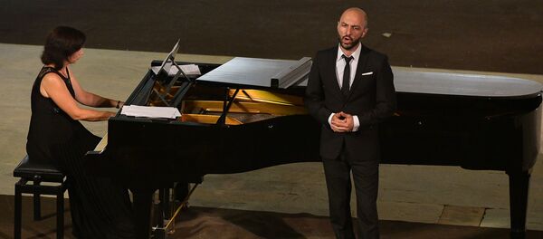 V Ежегодный благотворительный концерт и выставка художественных работ прошла в Пицунде - Sputnik Аҧсны