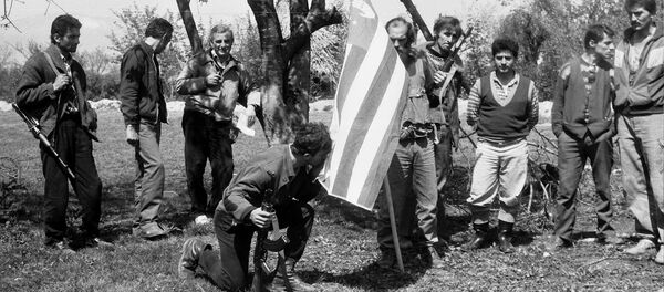 Абхазские ополченцы в селе Кутол - Sputnik Абхазия