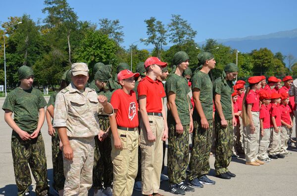 Детский военный лагерь в Гудауте - Sputnik Абхазия