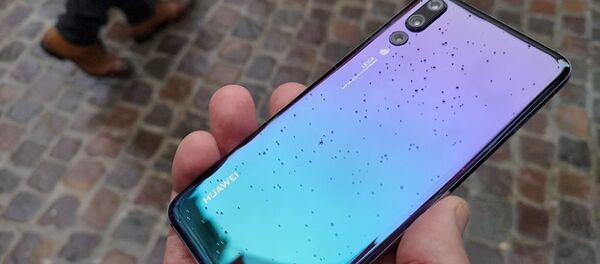 Смартфон Huawei P20 Смартфон Huawei P20 - Sputnik Абхазия