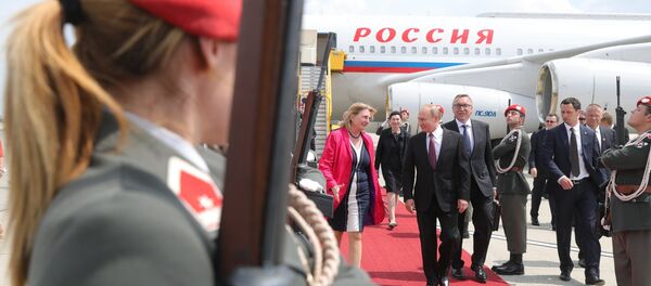 Рабочий визит президента РФ В. Путина в Австрию Рабочий визит президента РФ В. Путина в Австрию - Sputnik Абхазия