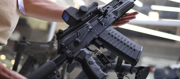 Автомат Калашникова АК-308 на презентации в рамках IV Международного военно-технического форума Армия-2018 в КВЦ Патриот - Sputnik Абхазия