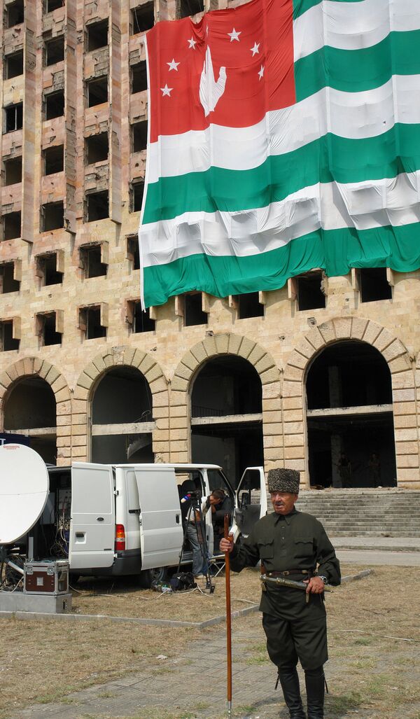 Сход абхазского народа в Сухуме - Sputnik Абхазия