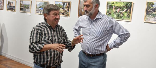 Фотовыставка Ибрагима Чкадуа и Владимира Попова посвященная десятилетию признания независимости - Sputnik Абхазия