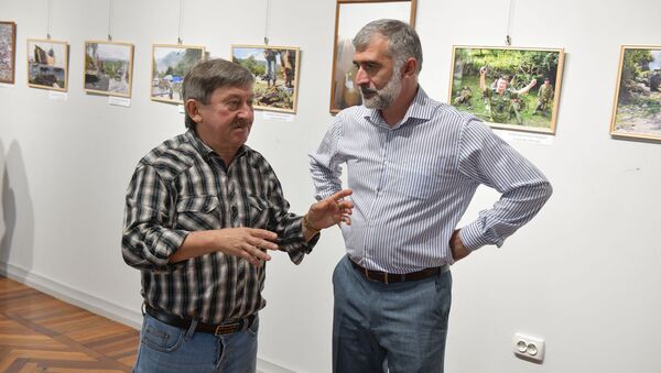 Фотовыставка Ибрагима Чкадуа и Владимира Попова посвященная десятилетию признания независимости - Sputnik Абхазия
