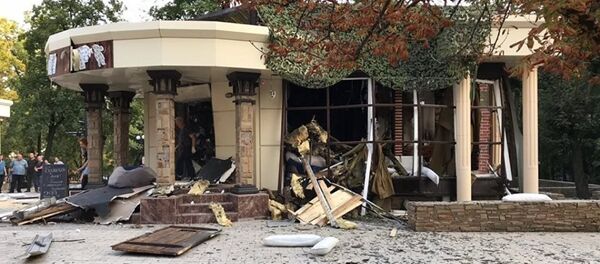 На месте взрыва в кафе Сепар в Донецке - Sputnik Абхазия