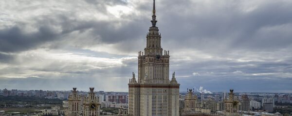 Главное здание МГУ на Воробьевых горах - Sputnik Абхазия