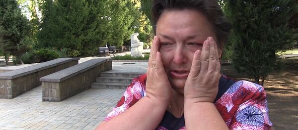 Город осиротел, потеряли надежду - жители Донецка об убийстве Захарченко - Sputnik Абхазия